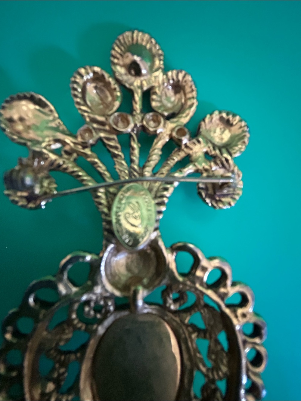 Christian Lacroix Vintage Large Gold Brooch - Picture 3 of 6